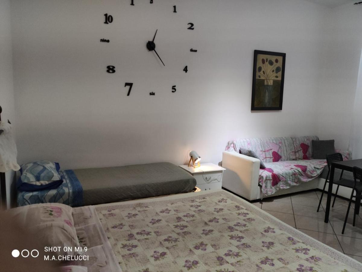 Casa L'Abbraccio Lägenhet Livorno Exteriör bild